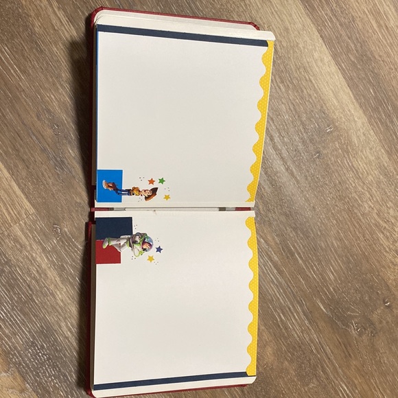 E840 Disney Creative Memories scrapbook EUC - Picture 6 of 15